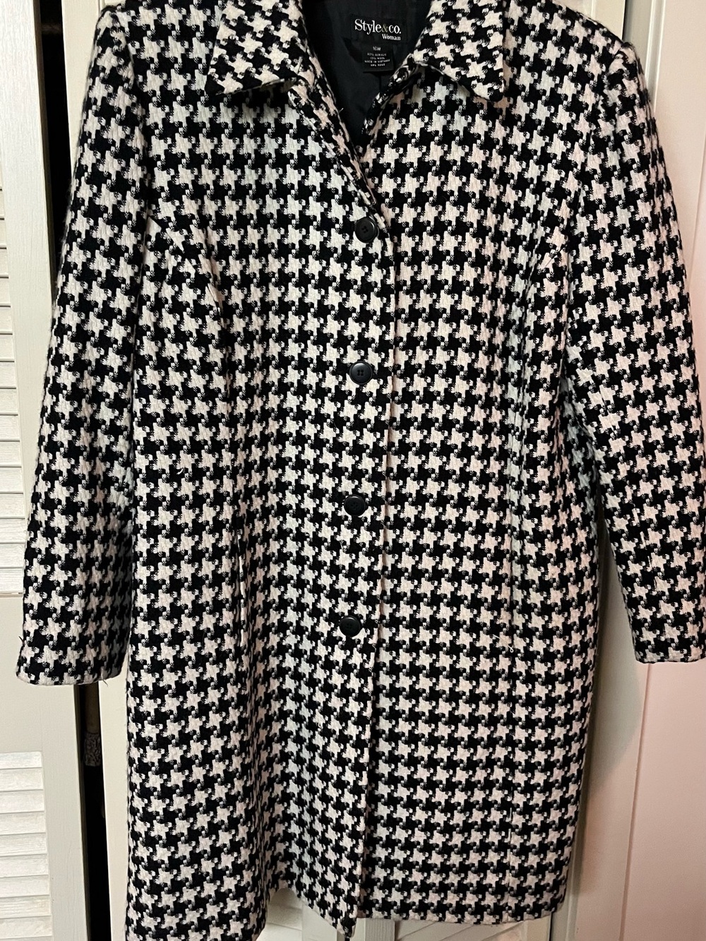 Style & Co. Black & White Houndstooth Coat